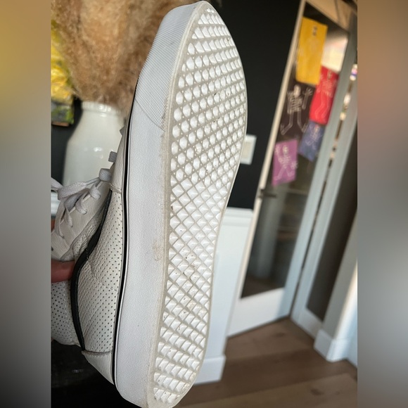 Vans ultra cush! Comfy. wore twice. - Picture 3 of 7